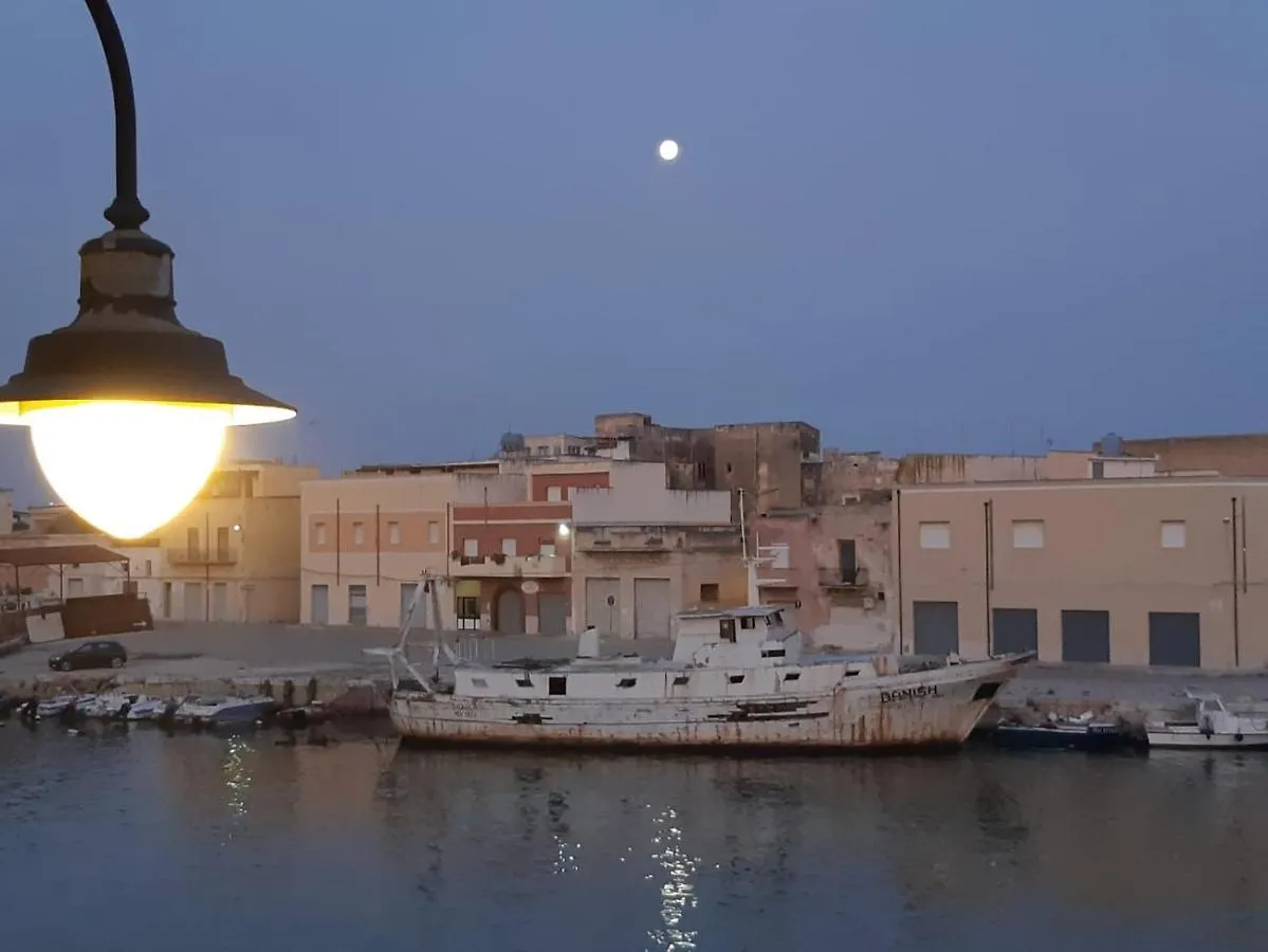 Casa Del Satiro Villa Mazara del Vallo 0*,  Italy